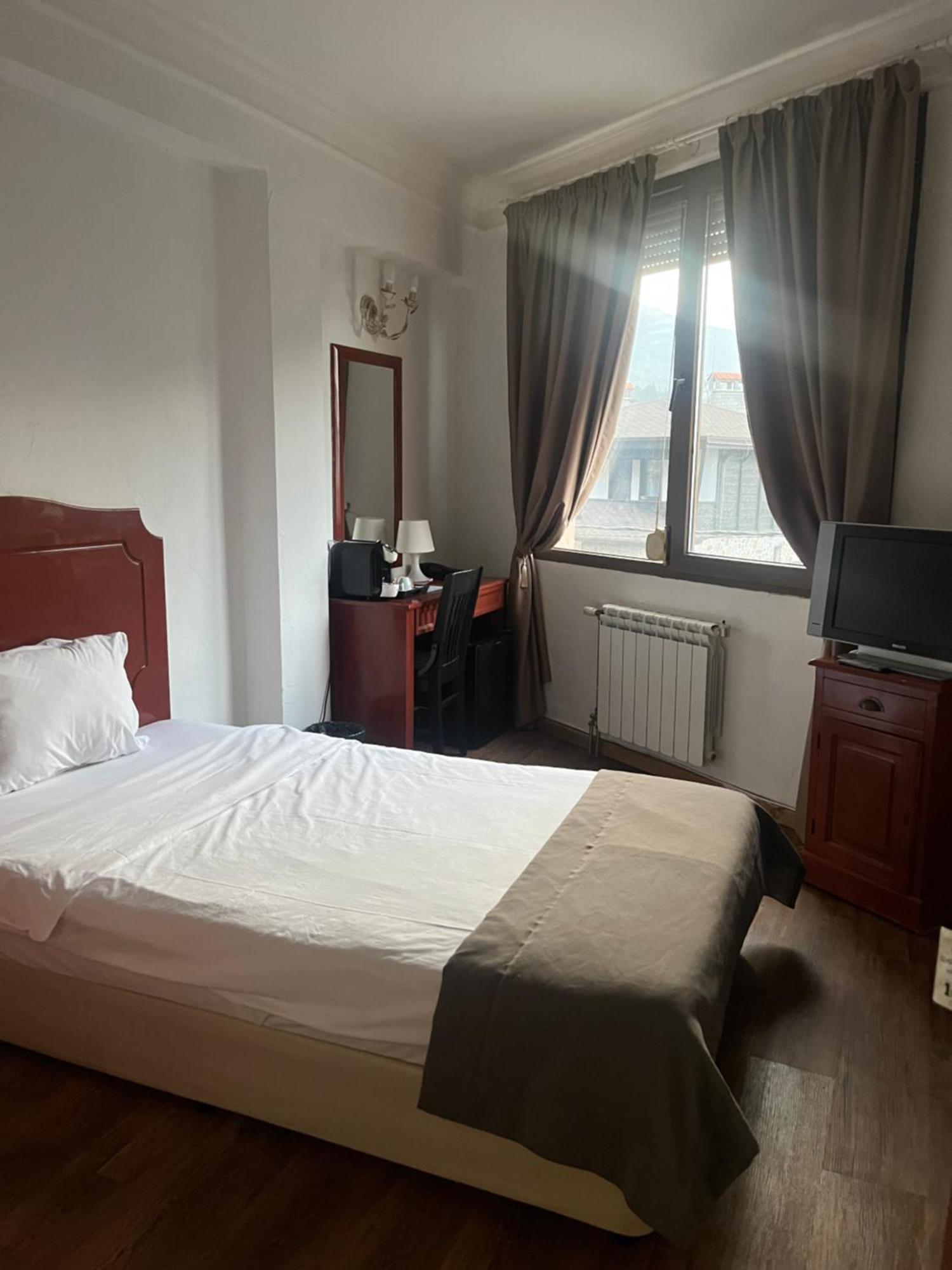 Andesite Boutique Residence Hotel Sofia Exteriör bild